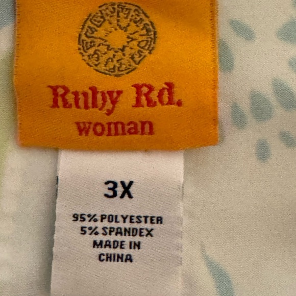 Ruby Rd Woman Sz 3X Pastel Color Floral Top EUC😊😊 - Picture 2 of 8